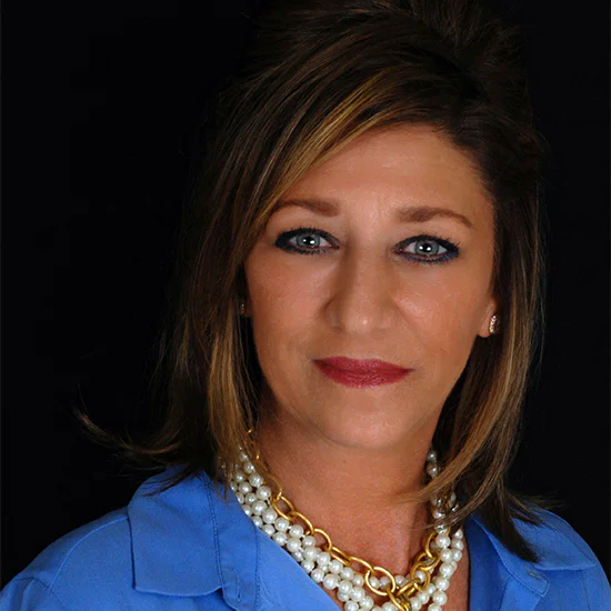 Lisa 550 x 550 Lisa Kartz image